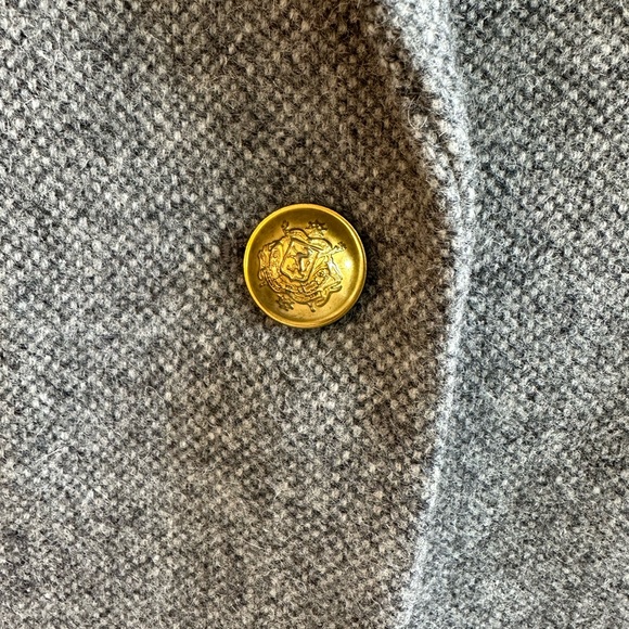 J. Crew Gray Blazer with Notched Lapels and Tailored Fit - Picture 3 of 9